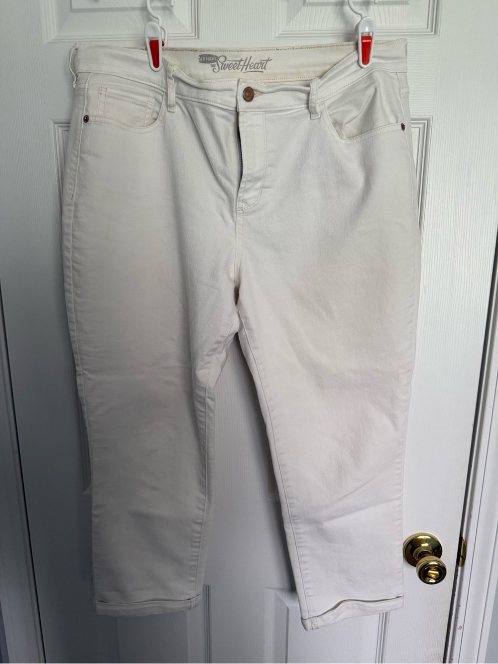 Old navy Sweetheart High-Rise off White ankle jeans